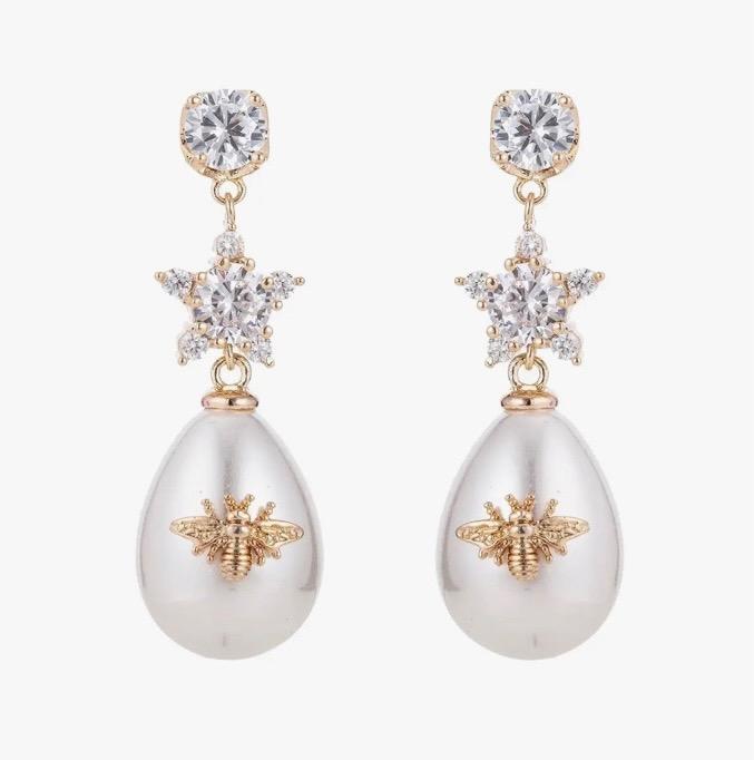Queen Bee Pearl Earrings