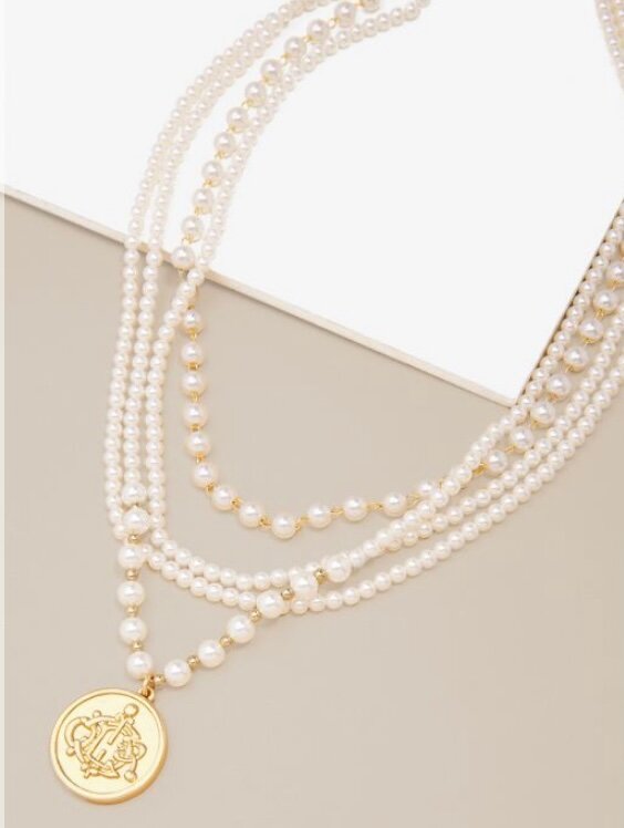 Pearl Collar Necklace